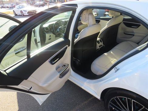 Used 2024 Mercedes-Benz C 300 4MATIC Sedan image 19