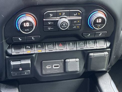 Used 2020 Chevrolet Silverado 1500 LT Trail Boss image 28