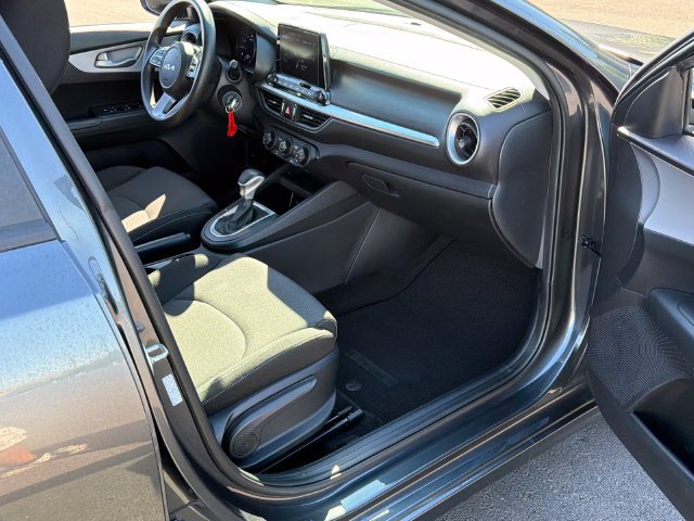 Used 2024 Kia Forte LXS FWD image 26
