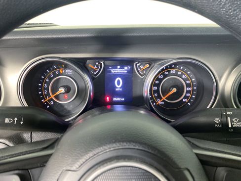 Used 2023 Jeep Gladiator Sport w/ Off Road Group AWD/4WD image 20
