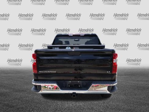 Used 2021 Chevrolet Silverado 1500 LT AWD/4WD image 8