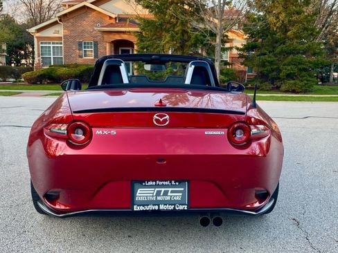 Used 2024 MAZDA MX-5 Miata Club w/ Brembo/BBS Recaro Package image 8