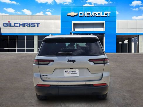 Used 2024 Jeep Grand Cherokee L Laredo AWD/4WD image 7