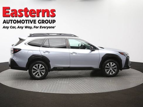 Used 2023 Subaru Outback Premium AWD/4WD image 44