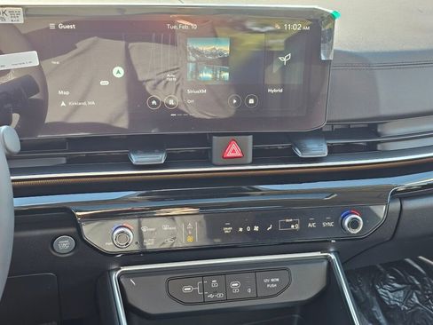 New 2026 Kia Carnival SX Prestige image 13