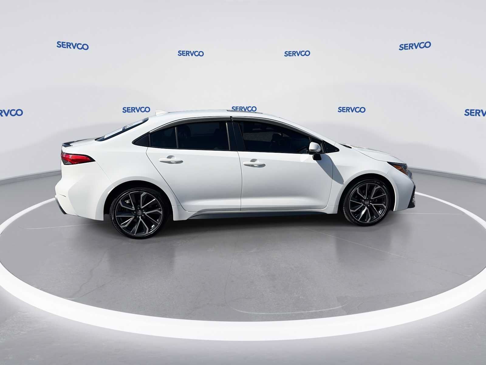 Used 2020 Toyota Corolla XSE FWD image 9