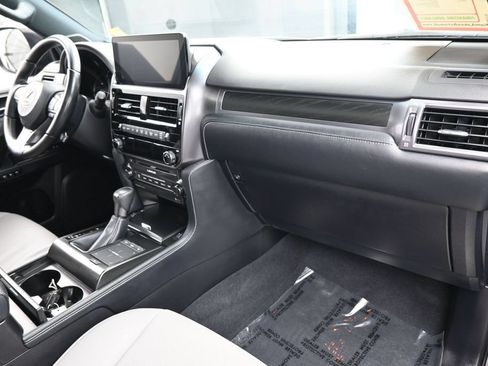 Used 2023 Lexus GX 460 w/ Black Line Special Edition AWD/4WD image 46