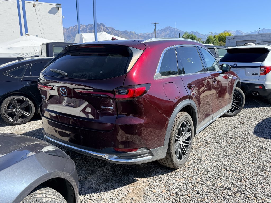 Used 2024 MAZDA CX-90 Plug-In Hybrid w/ Premium Plus AWD/4WD image 4