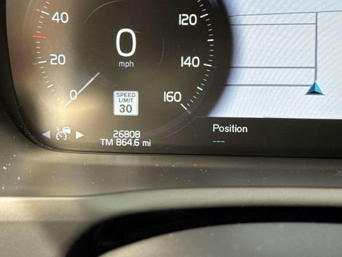 Used 2022 Volvo XC90 T6 Inscription w/ Climate Package image 22