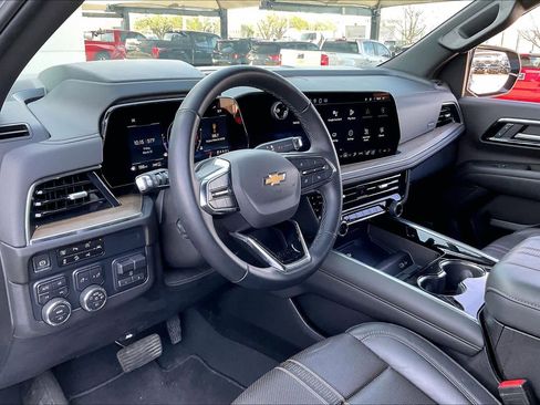 Certified 2025 Chevrolet Tahoe High Country image 17