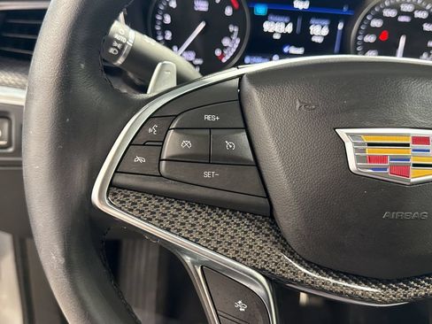 Used 2024 Cadillac XT5 Sportv w/ Technology Package AWD/4WD image 20