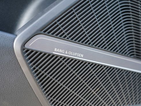 Used 2023 Audi SQ5 Premium Plus w/ Premium Plus Package image 61