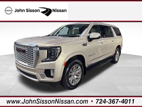 Used 2021 GMC Yukon XL Denali w/ LPO, Illumination Package image 1
