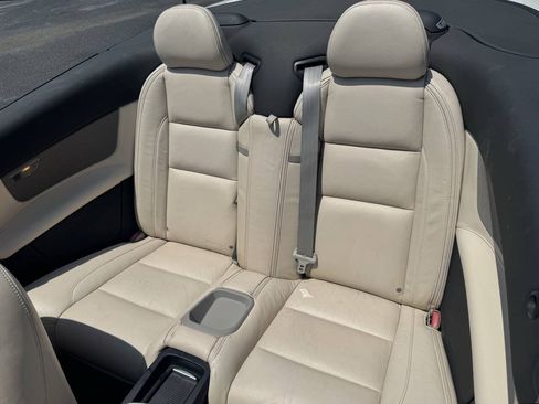 Used 2013 Volvo C70 T5 FWD image 10