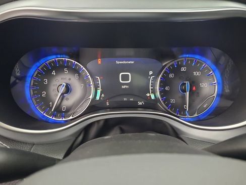 New 2026 Chrysler Pacifica Limited w/ Uconnect Theater Family Group image 11