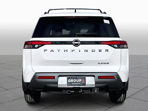 New 2026 Nissan Pathfinder Platinum image 4