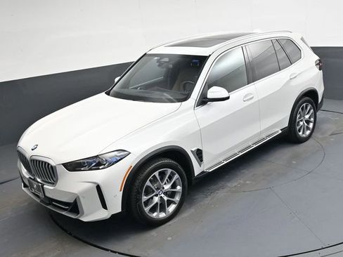 Used 2025 BMW X5 xDrive40i AWD/4WD image 26