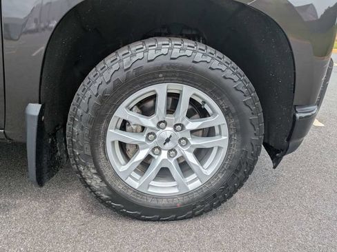 Used 2021 Chevrolet Silverado 1500 RST w/ LPO, Dark Essentials Package AWD/4WD image 11