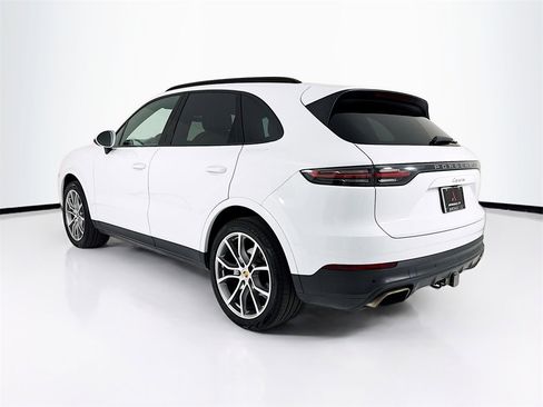 Certified 2020 Porsche Cayenne image 3