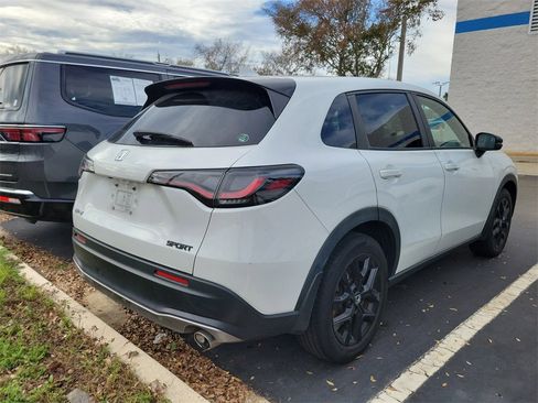 Used 2023 Honda HR-V Sport image 6