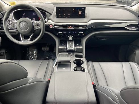 Used 2023 Acura MDX SH-AWD image 11