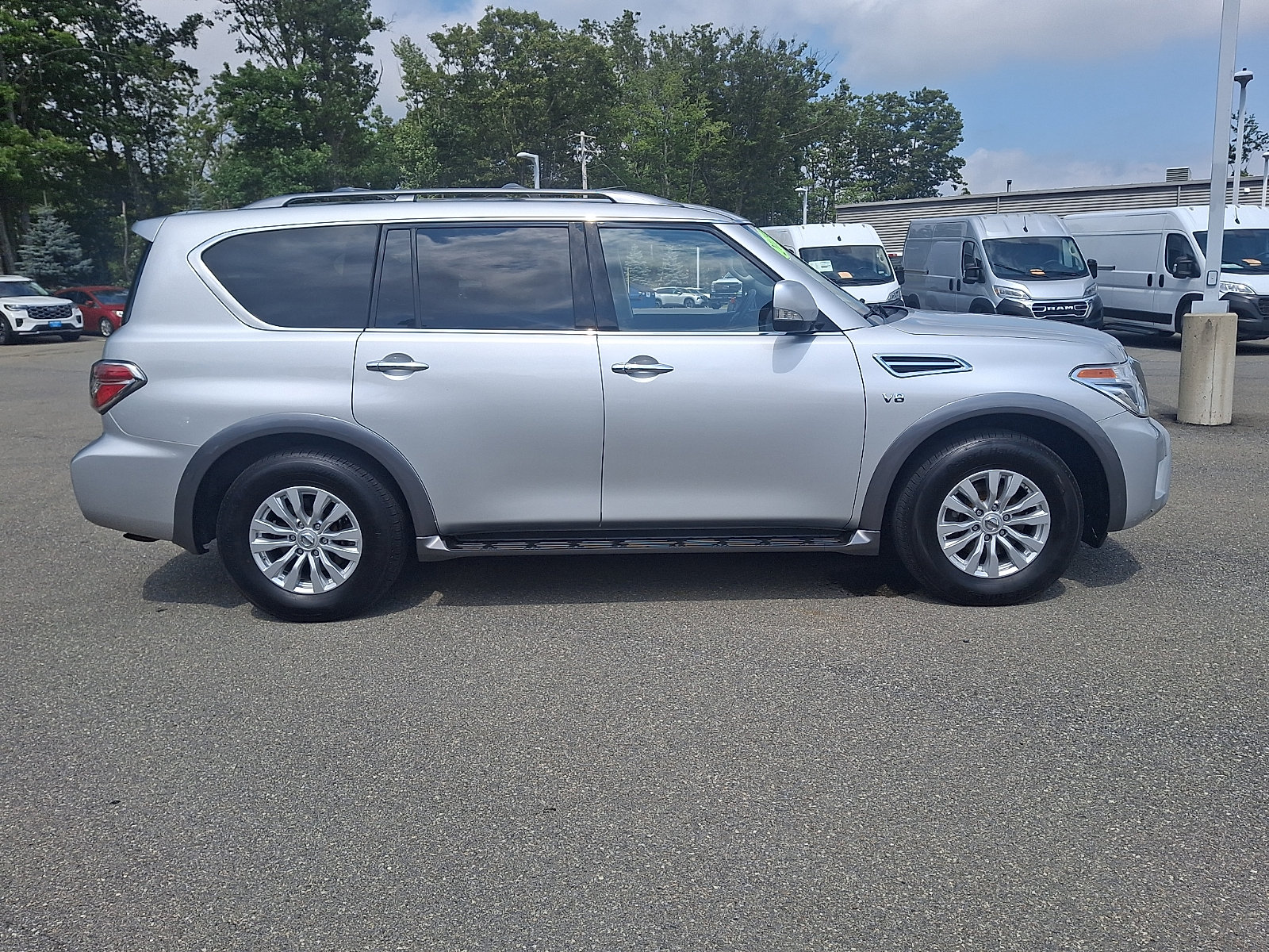 Used 2019 Nissan Armada SV w/ Driver Package AWD/4WD image 7