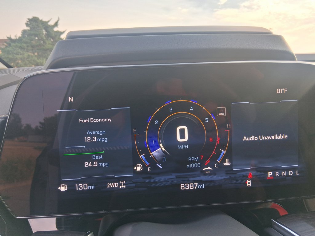 New 2025 Chevrolet Tahoe Premier AWD/4WD image 18