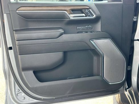 Certified 2024 Chevrolet Silverado 1500 High Country w/ High Country Premium Package AWD/4WD image 21