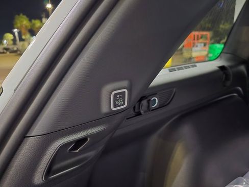 New 2025 Jeep Grand Cherokee Laredo w/ Luxury Tech Group I RWD image 36