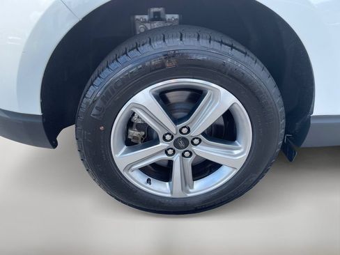 Certified 2023 Ford Edge SEL w/ Convenience Package AWD/4WD image 10