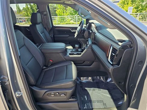 Used 2026 GMC Sierra 1500 Denali AWD/4WD image 11