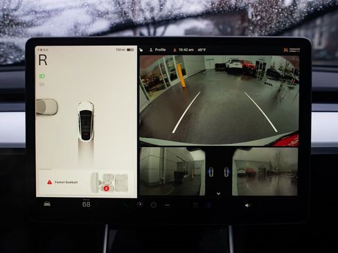 Used 2020 Tesla Model Y Long Range image 13