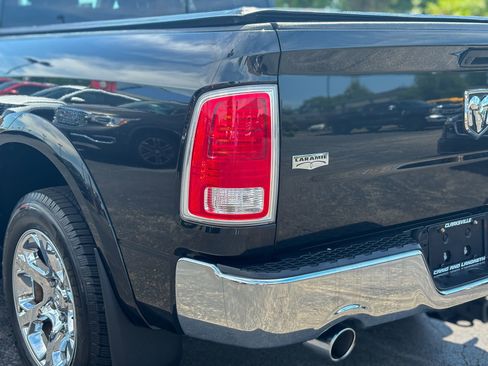 Used 2017 RAM 1500 Laramie w/ Convenience Group AWD/4WD image 15