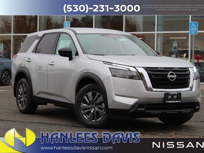 New 2025 Nissan Pathfinder S