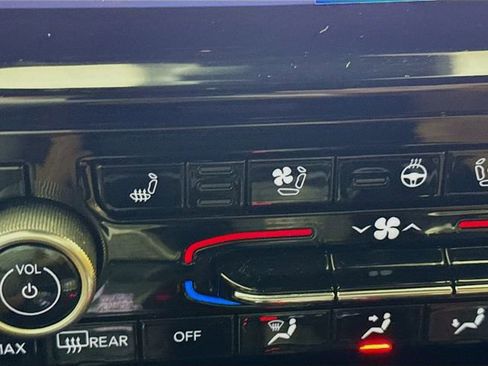 Used 2021 Jeep Grand Cherokee L Summit image 23