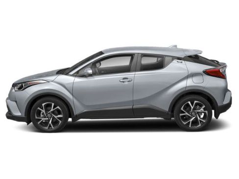 Used 2019 Toyota C-HR XLE FWD image 3