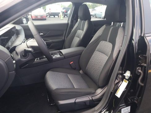 New 2026 Nissan Sentra SV w/ SV Convenience Package FWD image 20