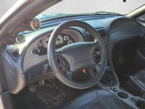 Used 2001 Ford Mustang Cobra RWD image 10
