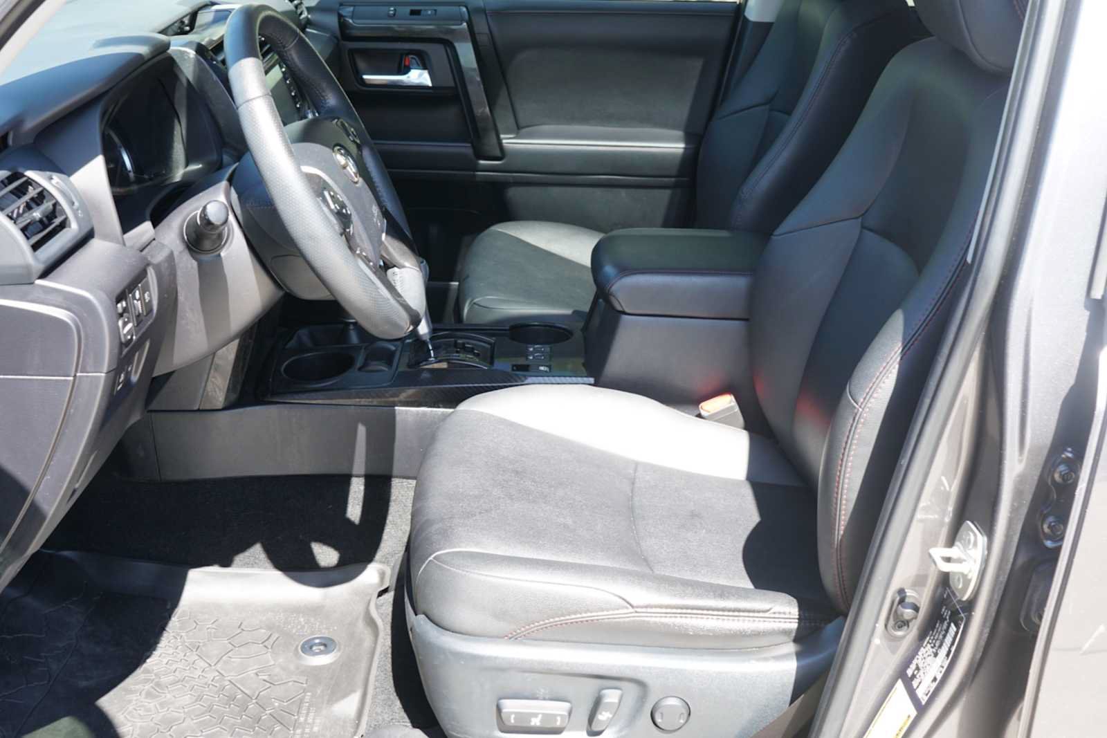 Used 2022 Toyota 4Runner TRD Pro AWD/4WD image 7