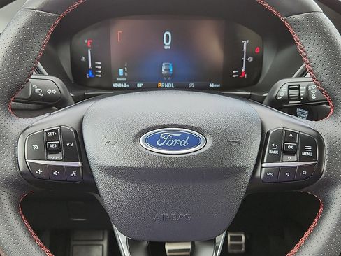 Used 2024 Ford Escape ST-Line image 11