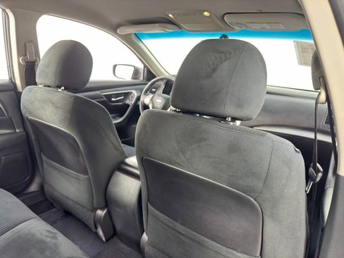 Used 2015 Nissan Altima 2.5 SV image 30