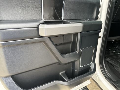 Used 2019 Ford F250 Platinum w/ Platinum Ultimate Package AWD/4WD image 13