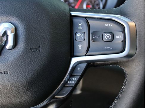 New 2026 RAM 1500 Big Horn AWD/4WD image 17