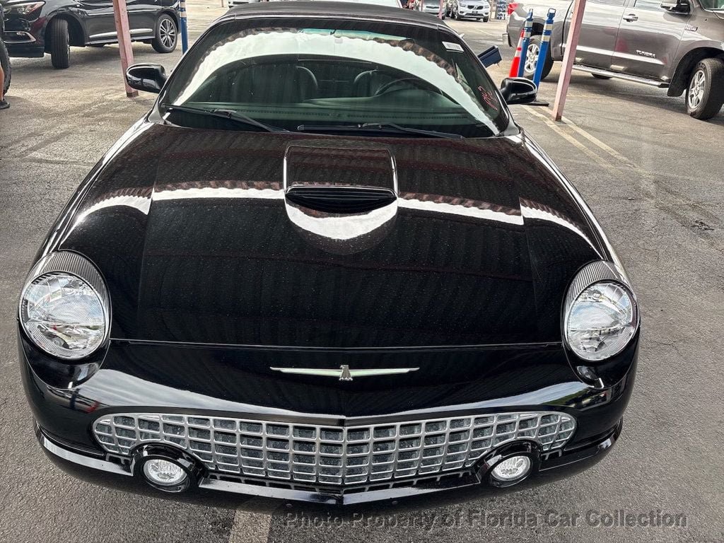 Used 2003 Ford Thunderbird RWD image 5