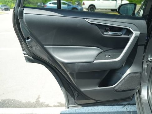 Used 2024 Toyota RAV4 XLE FWD image 16