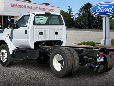 New 2027 Ford F650 2WD Regular Cab Super Duty image 6