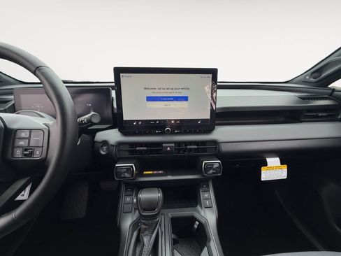 New 2026 Toyota RAV4 XSE AWD/4WD image 11
