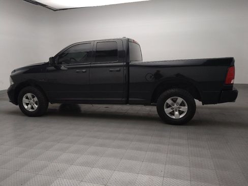 Used 2017 RAM 1500 Express w/ Black Ram 1500 Express Group image 3