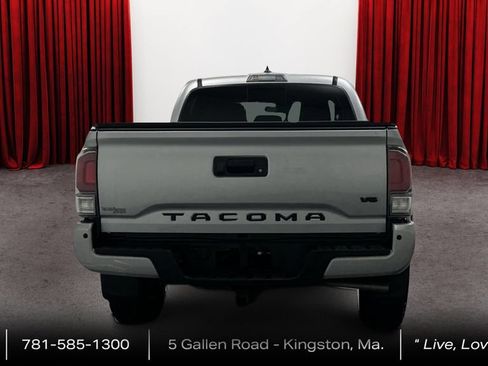 Certified 2023 Toyota Tacoma TRD Off-Road w/ Technology Package AWD/4WD image 6