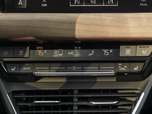 Certified 2024 Audi e-tron GT Premium Plus w/ Executive Package image 12